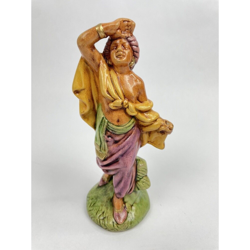 Vintage 1988 Atlantic Mold Nativity Villager Painted  7" Tall